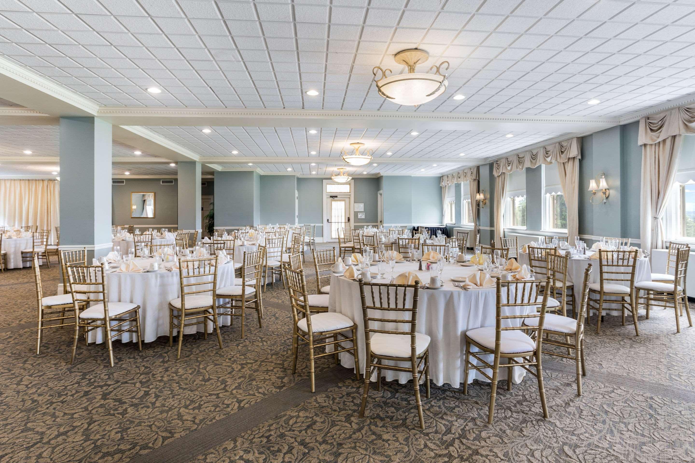 Traditions Hotel & Spa, Ascend Hotel Collection Johnson City Exteriör bild