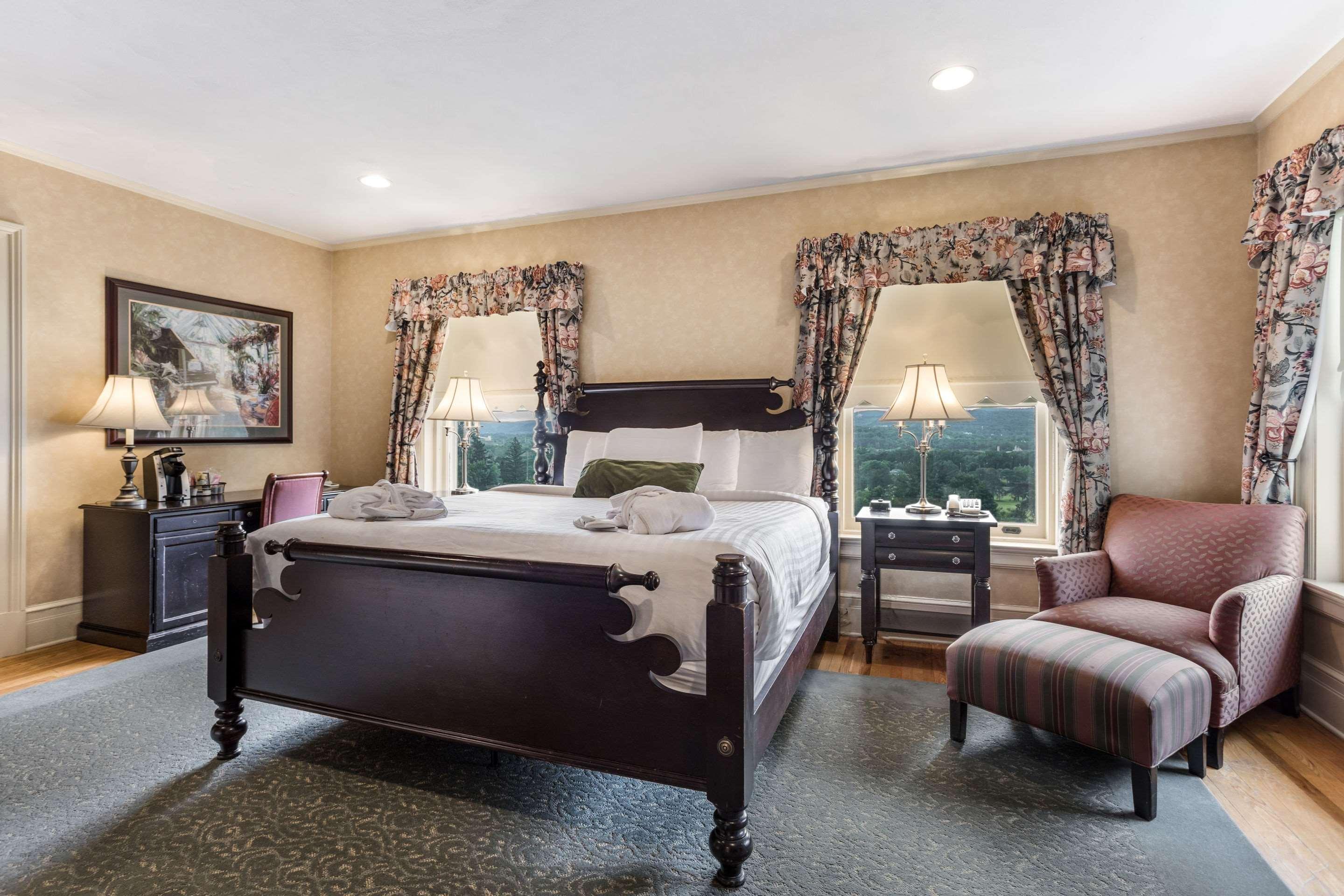 Traditions Hotel & Spa, Ascend Hotel Collection Johnson City Exteriör bild