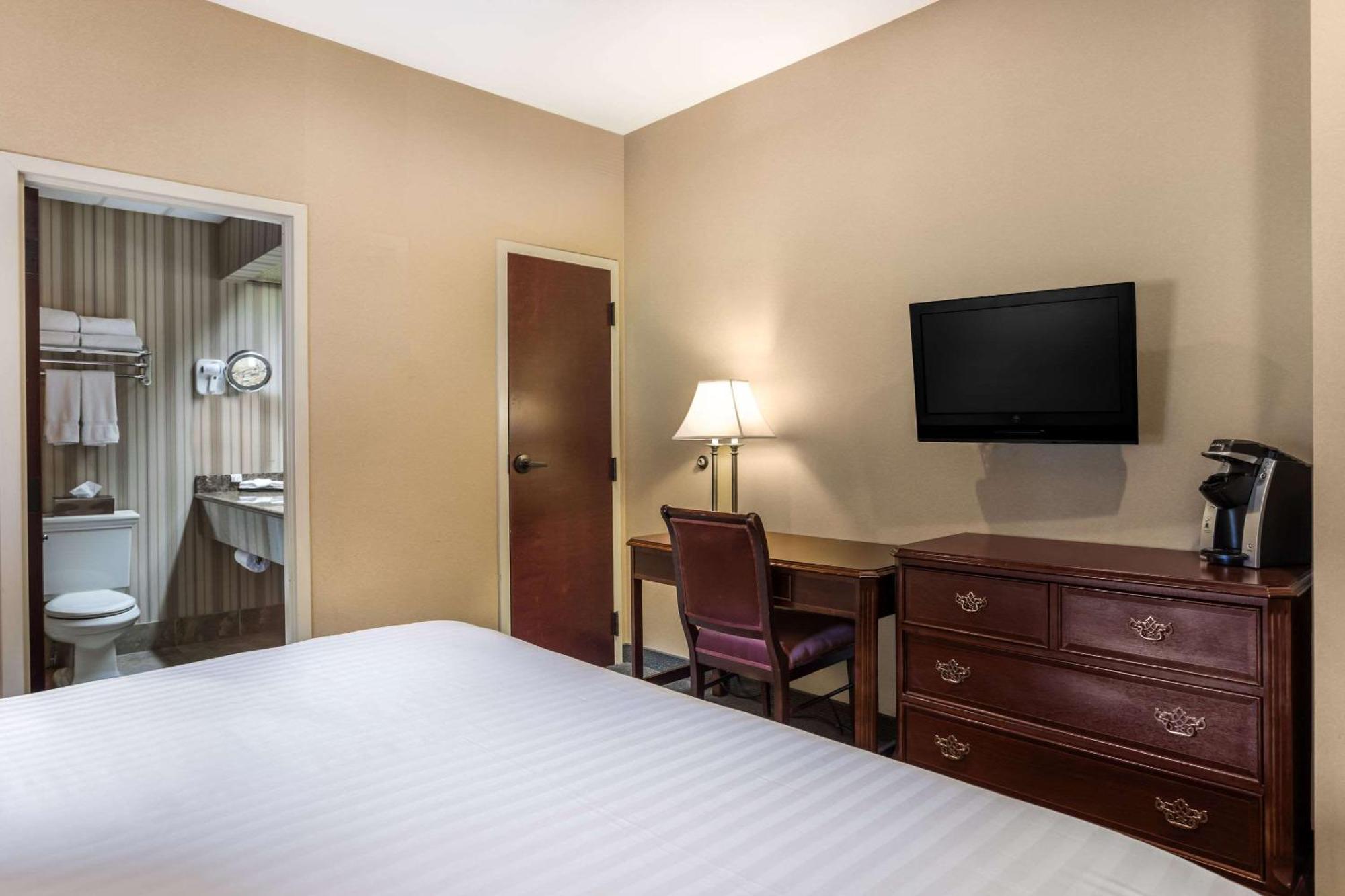 Traditions Hotel & Spa, Ascend Hotel Collection Johnson City Exteriör bild