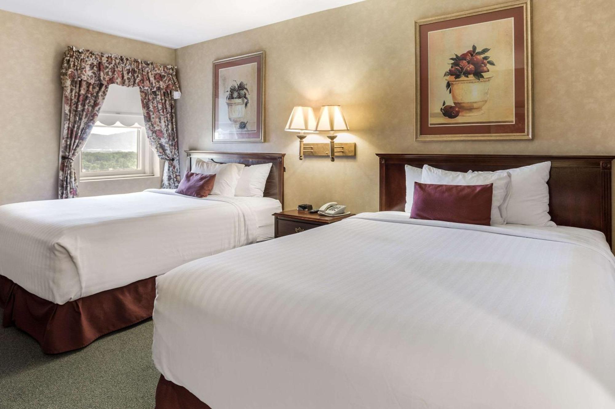 Traditions Hotel & Spa, Ascend Hotel Collection Johnson City Exteriör bild